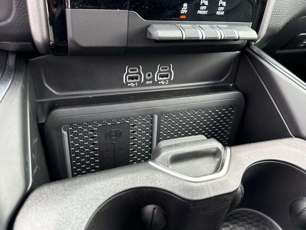 2026 RAM 1500 Big Horn Crew Cab 4x4 5'7' Box