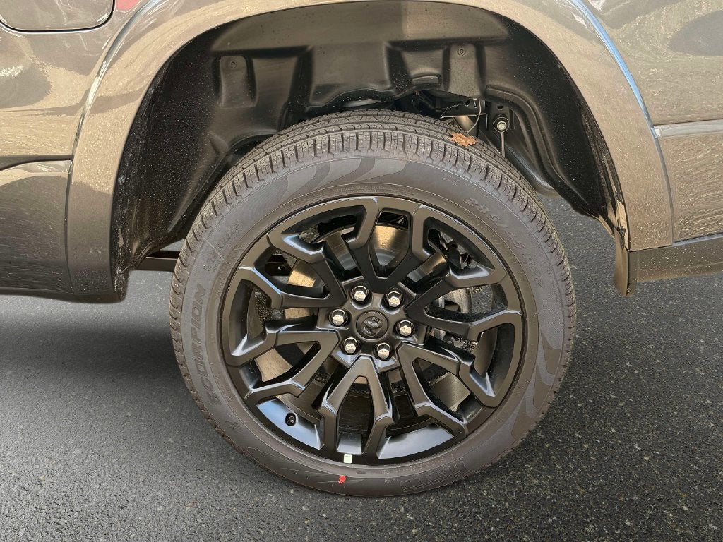 2027 RAM Ram 1500 RAM 1500 LIMITED CREW CAB 4X4 5'7' BOX