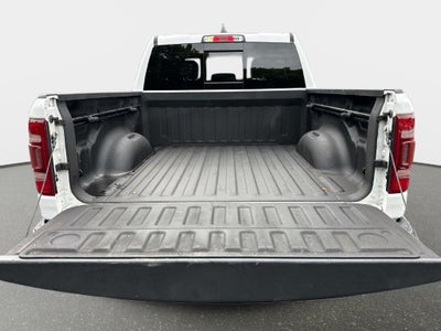 2019 RAM 1500 Laramie Crew Cab 4x4 5'7' Box