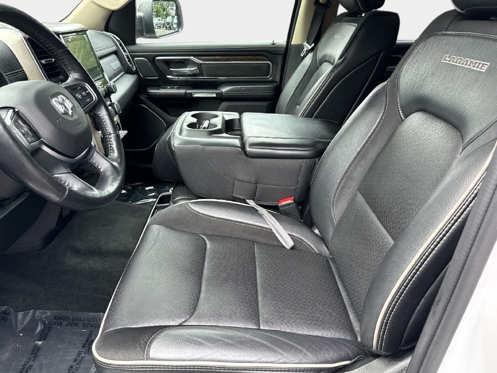 2019 RAM 1500 Laramie Crew Cab 4x4 5'7' Box