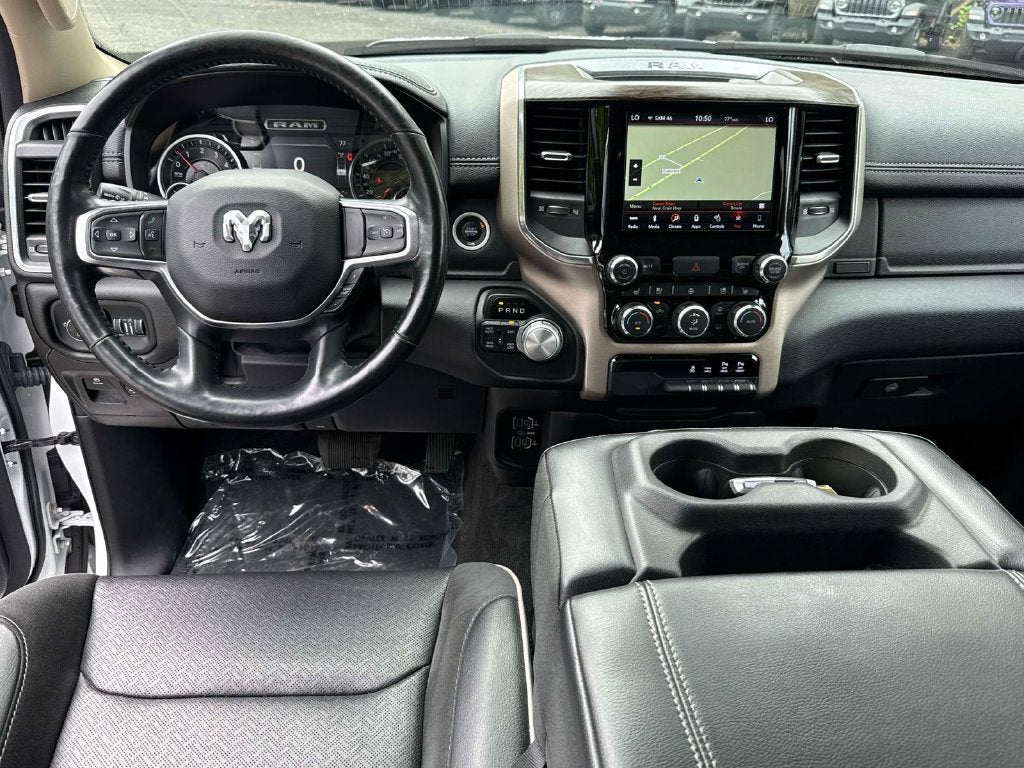 2019 RAM 1500 Laramie Crew Cab 4x4 5'7' Box