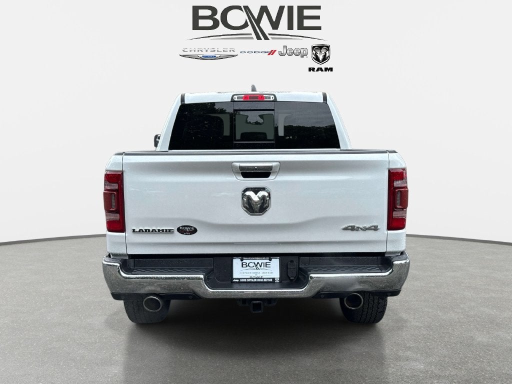 2019 RAM 1500 Laramie Crew Cab 4x4 5'7' Box