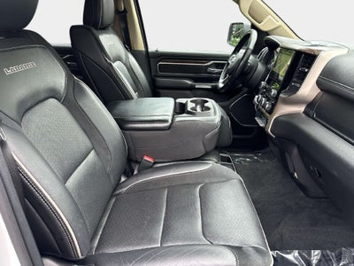 2019 RAM 1500 Laramie Crew Cab 4x4 5'7' Box