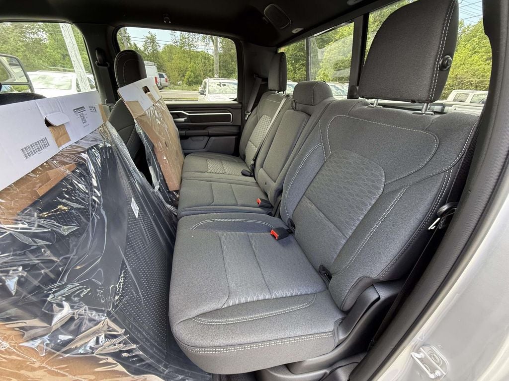 2026 RAM 1500 Big Horn Crew Cab 4x4 6'4' Box