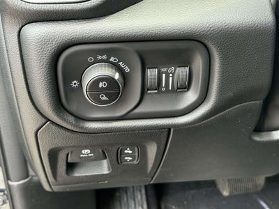 2026 RAM 1500 Big Horn Crew Cab 4x4 6'4' Box