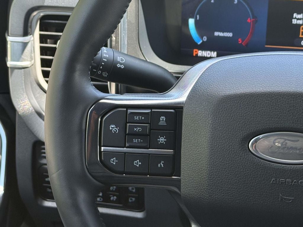 2025 Ford F-250SD Platinum