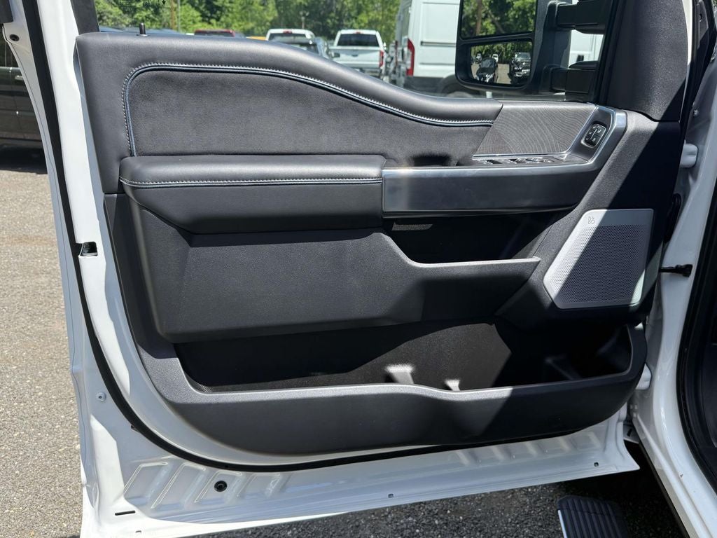 2025 Ford F-250SD Platinum