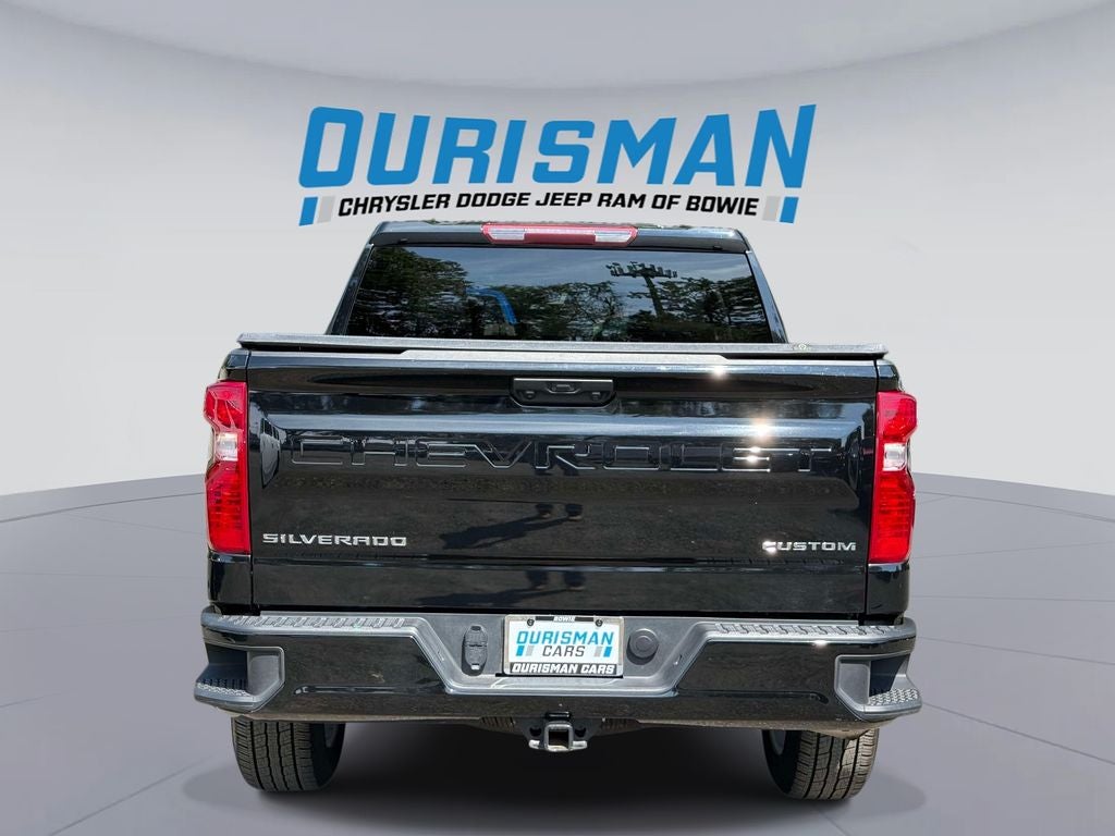 2026 Chevrolet Silverado 1500 4WD Crew Cab Short Bed Custom