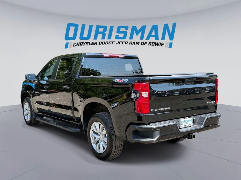 2026 Chevrolet Silverado 1500 4WD Crew Cab Short Bed Custom