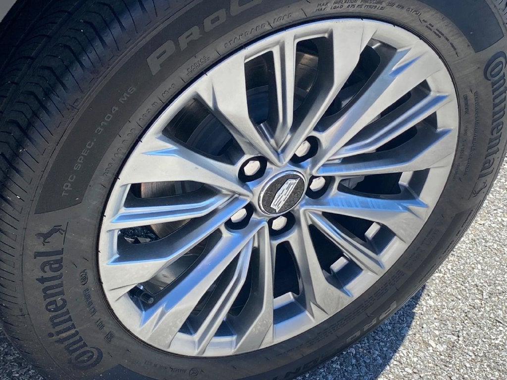 2025 Cadillac XT4 FWD Premium Luxury