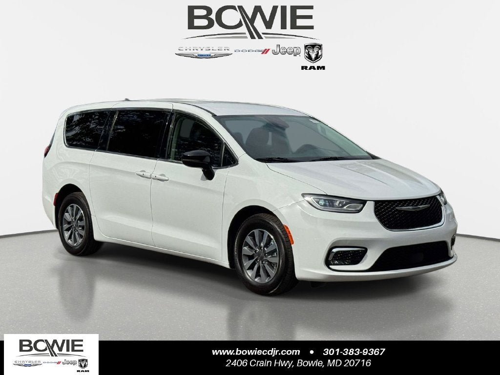 2024 Chrysler Pacifica PHEV
