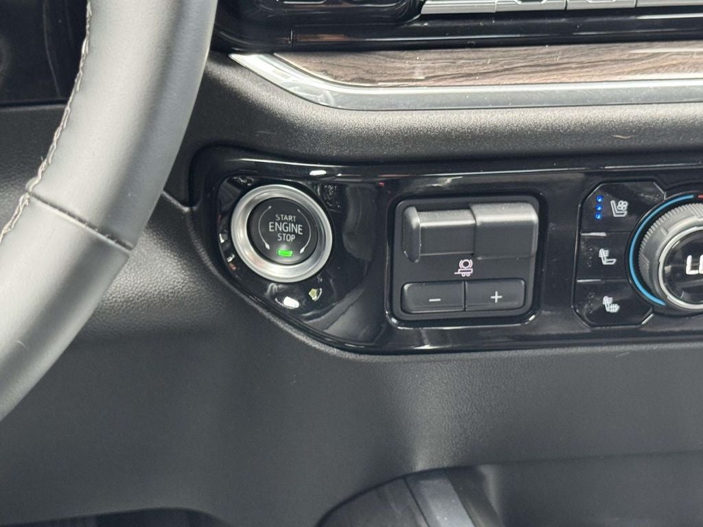 2024 Chevrolet Silverado 2500HD 4WD Crew Cab Standard Bed LTZ