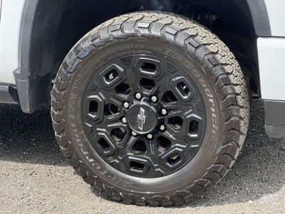 2024 Chevrolet Silverado 2500HD 4WD Crew Cab Standard Bed LTZ