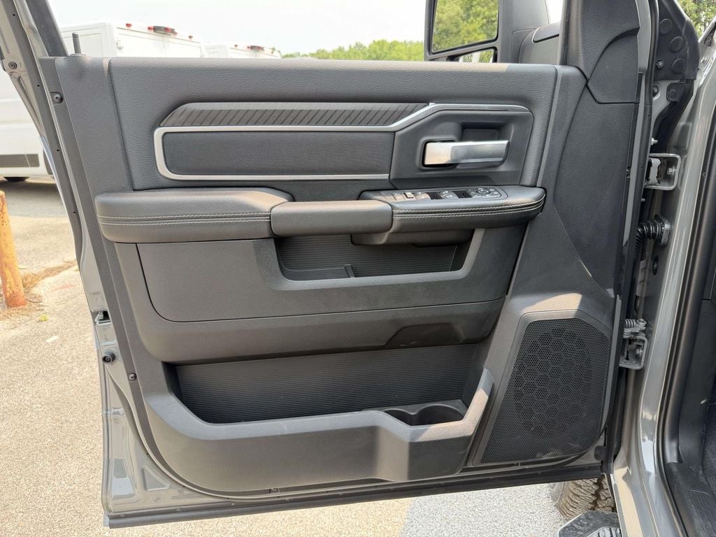 2026 RAM 2500 Big Horn Crew Cab 4x4 6'4' Box