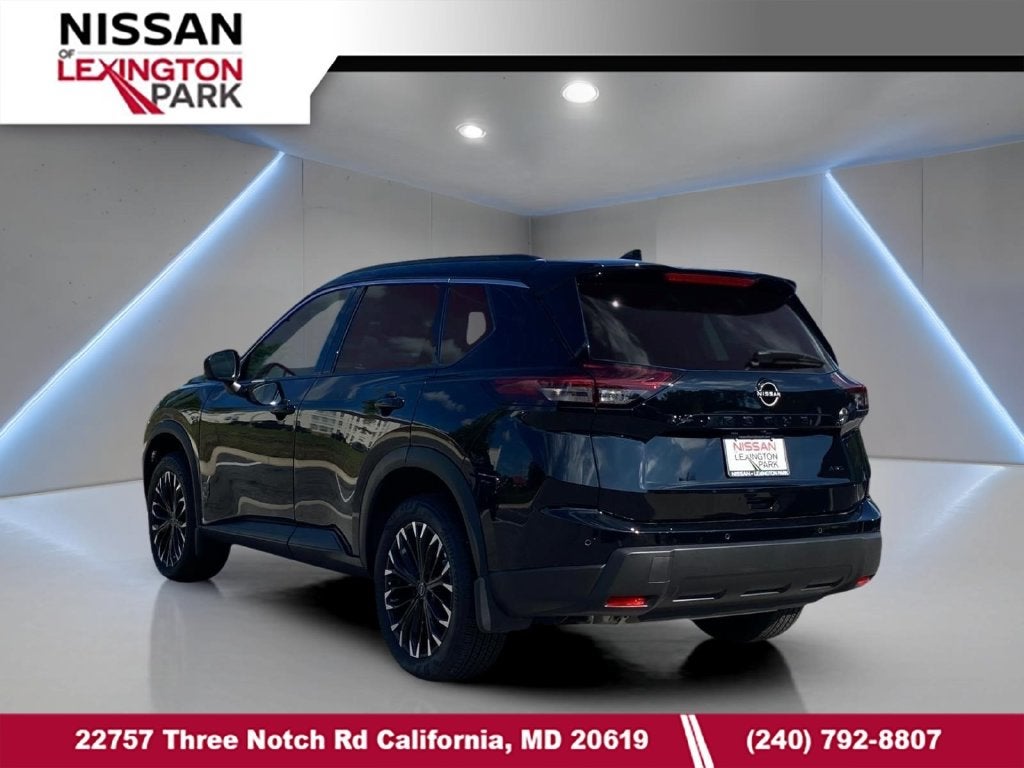 2026 Nissan Rogue Dark Armor