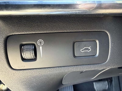 2022 Volvo XC90 T6 Momentum 7 Passenger